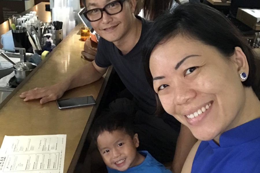 A spontaneous meal at Chye Seng Huat Hardware Store